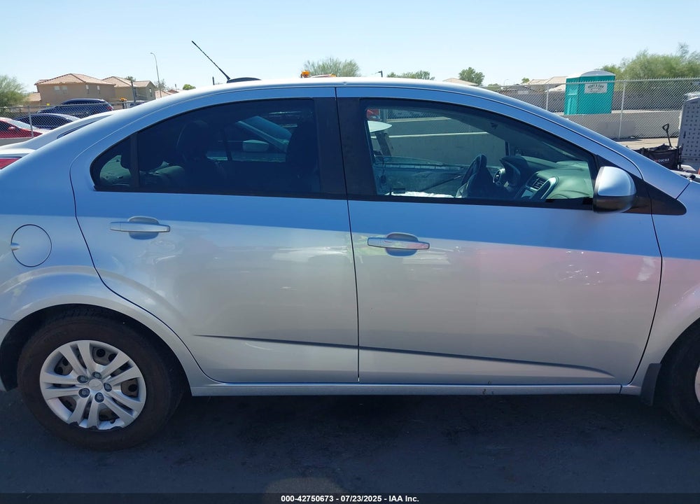2018 CHEVROLET SONIC VIN: 1G1JB5SH4J4116481