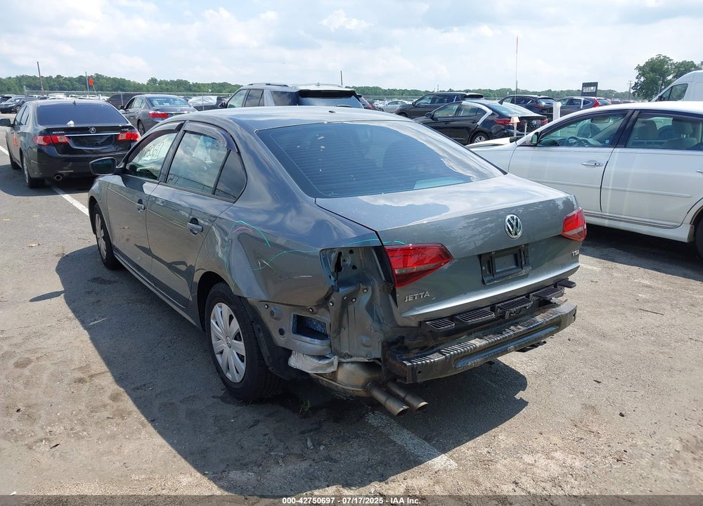 2016 VOLKSWAGEN JETTA VIN: 3VW167AJ2GM281757