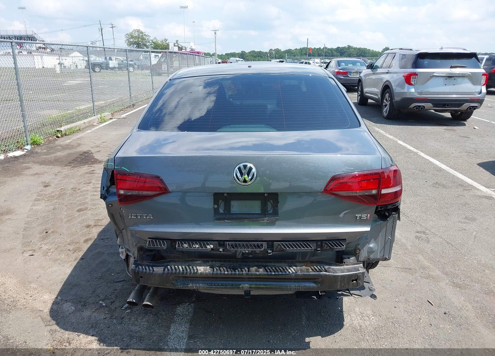 2016 VOLKSWAGEN JETTA VIN: 3VW167AJ2GM281757