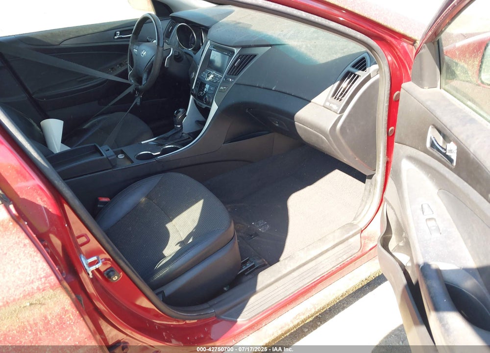 2011 HYUNDAI SONATA VIN: 5NPEC4AC1BH179068