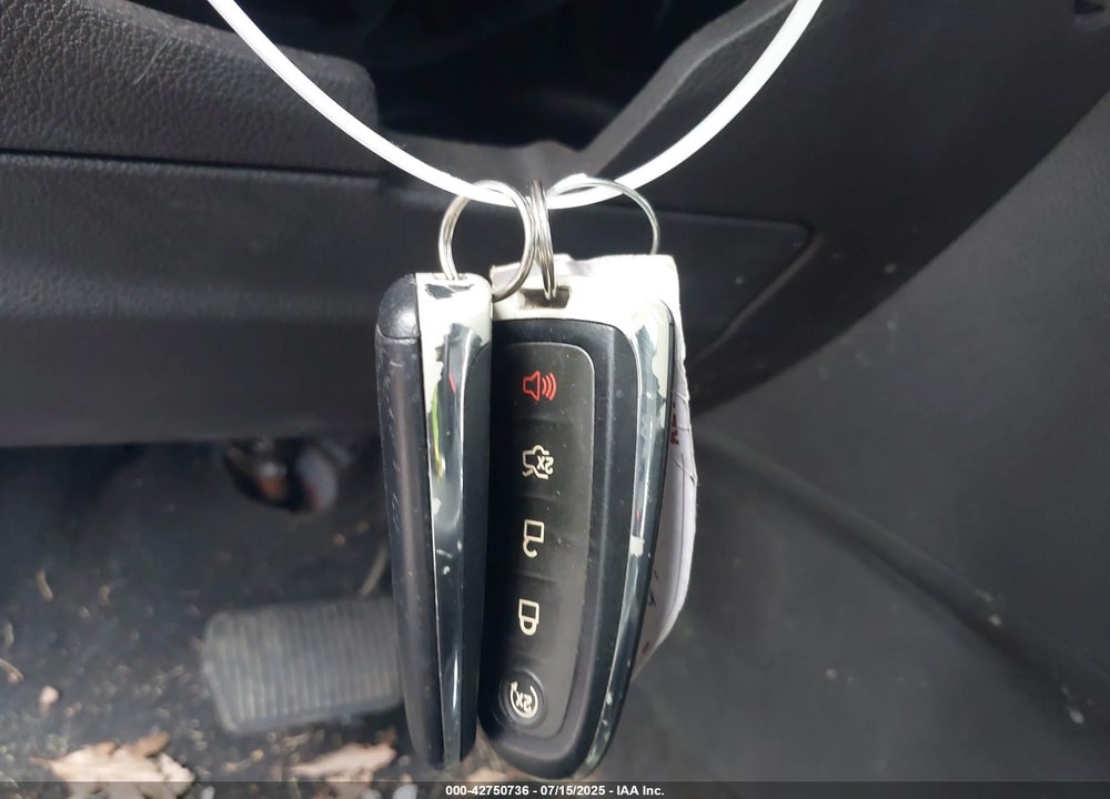 2015 FORD FOCUS VIN: 1FADP3N24FL217315