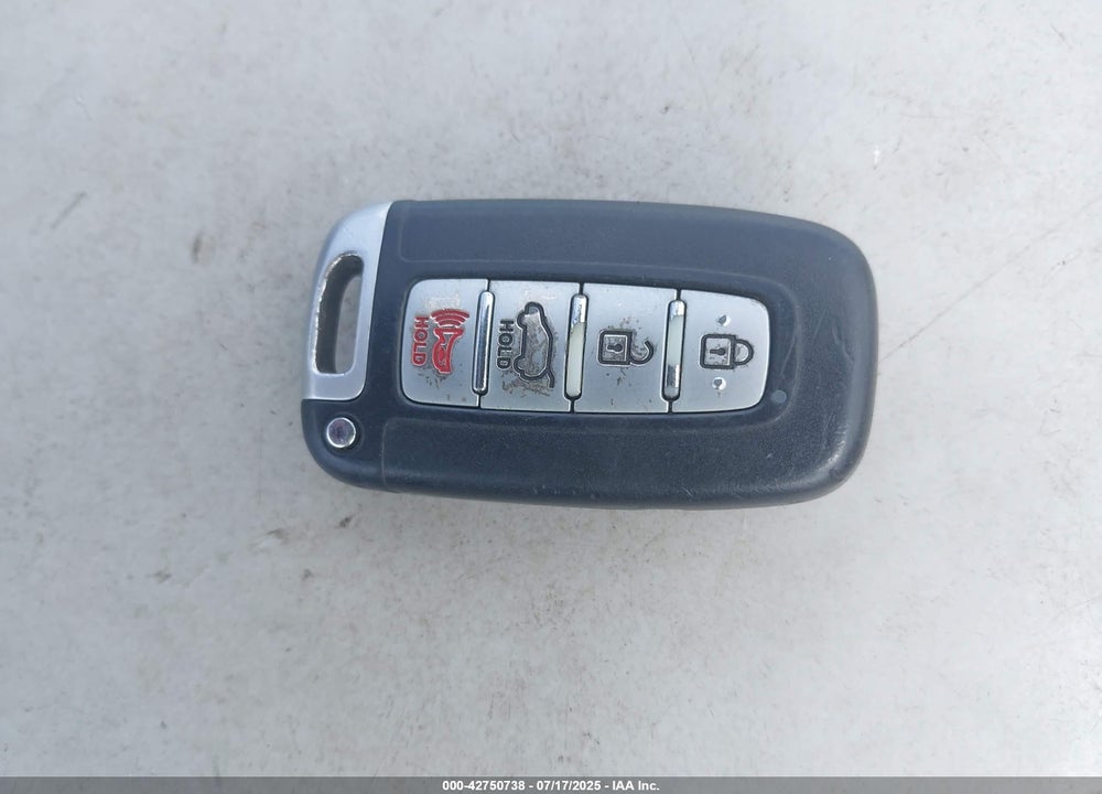 2013 HYUNDAI VELOSTER VIN: KMHTC6AD5DU172902