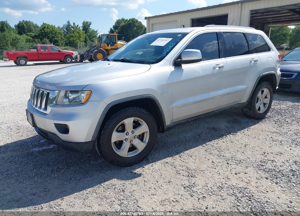 2011 JEEP GRAND CHEROKEE VIN: 1J4RR4GG2BC714893
