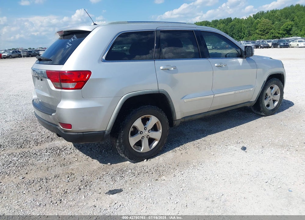 2011 JEEP GRAND CHEROKEE VIN: 1J4RR4GG2BC714893