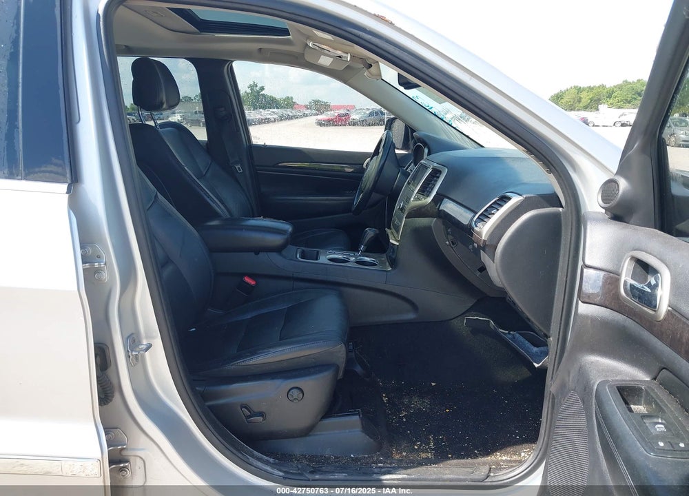 2011 JEEP GRAND CHEROKEE VIN: 1J4RR4GG2BC714893