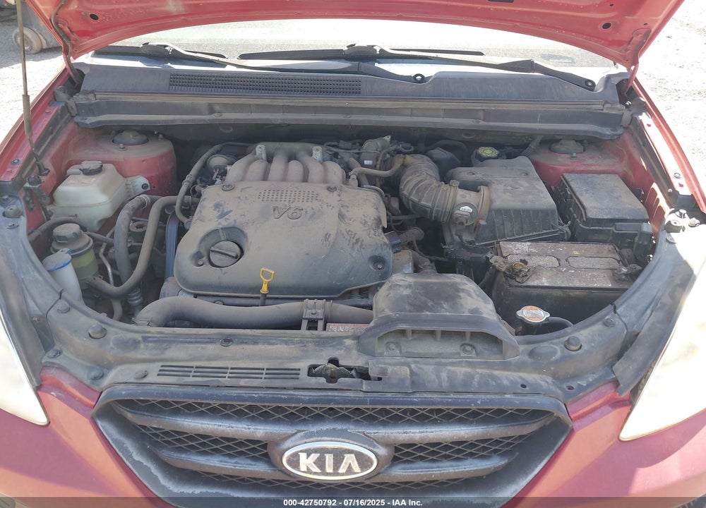 2008 KIA RONDO LX V6 VIN: KNAFG526787125596