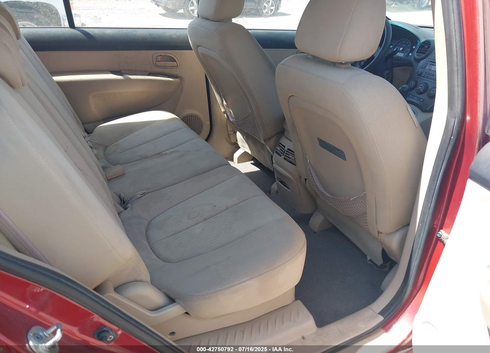 2008 KIA RONDO LX V6 VIN: KNAFG526787125596