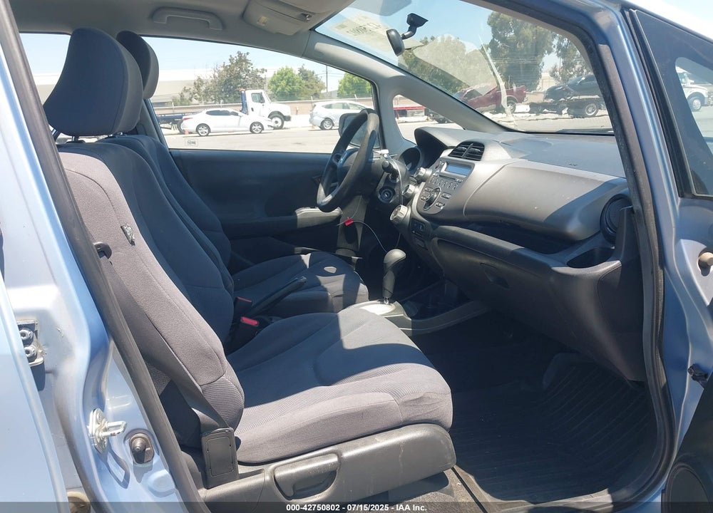 2009 HONDA FIT VIN: JHMGE88289S070771