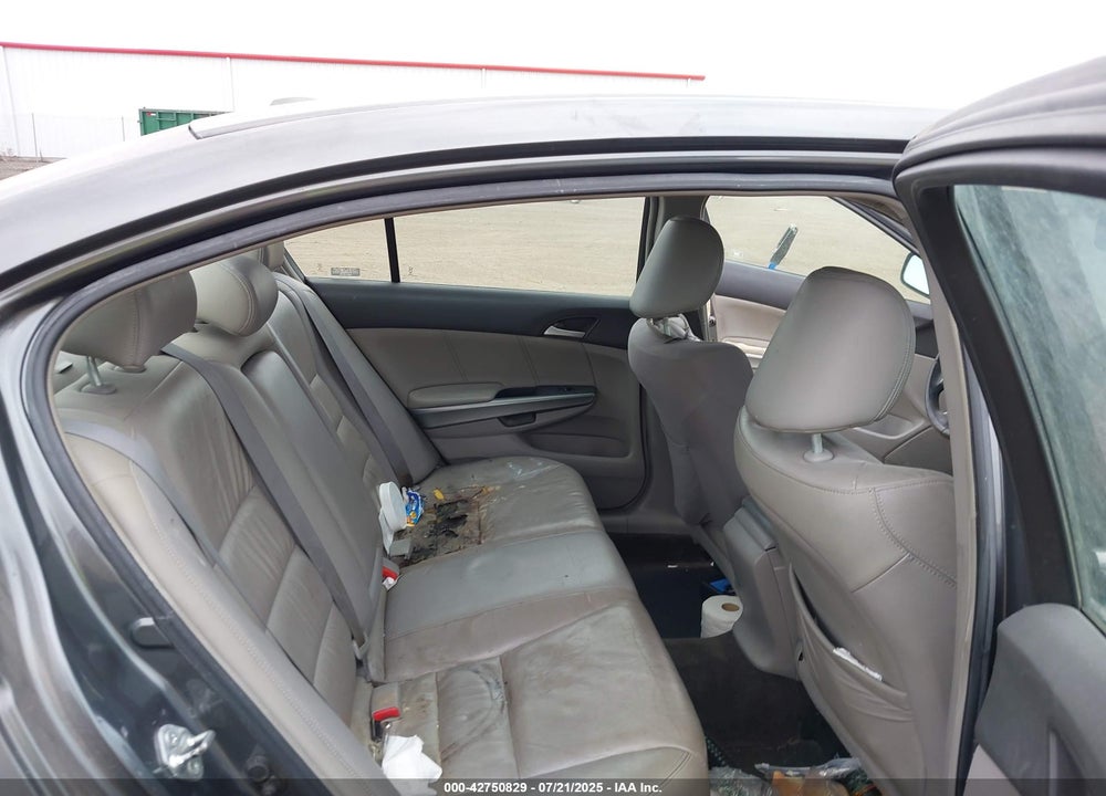 2008 HONDA ACCORD VIN: 1HGCP26868A047056
