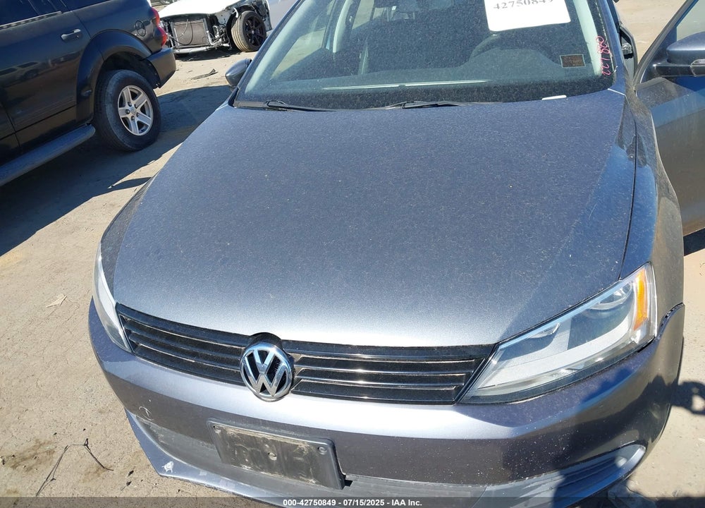 2014 VOLKSWAGEN JETTA VIN: 3VWD17AJ2EM227660