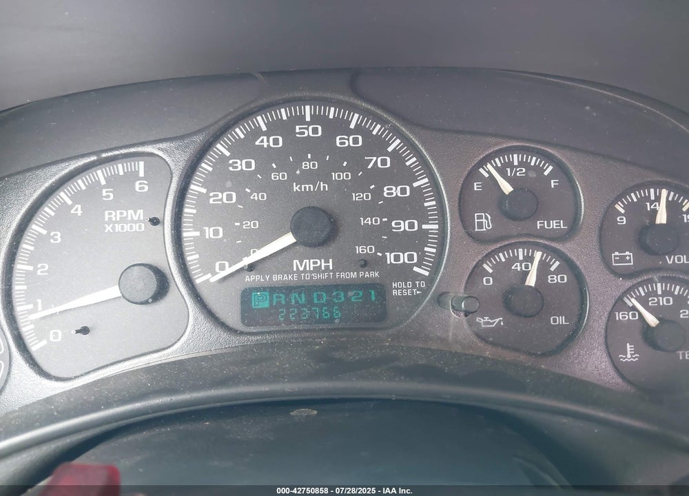 2002 CHEVROLET SILVERADO 1500 VIN: 1GCEC14W22Z172577