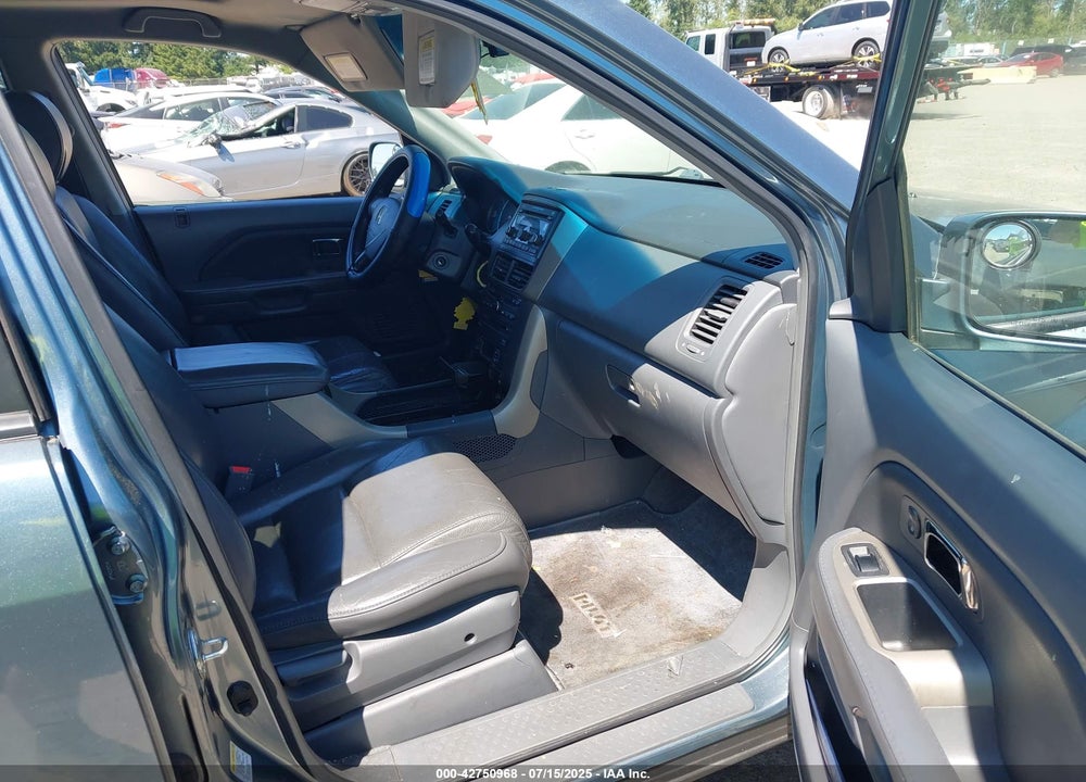 2006 HONDA PILOT VIN: 2HKYF18616H542140