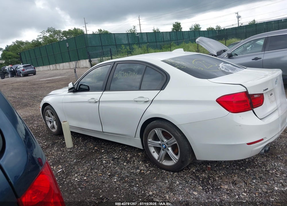 2014 BMW 3 SERIES VIN: WBA3B5G53ENS09598