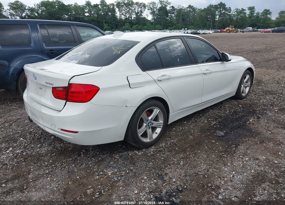 2014 BMW 3 SERIES VIN: WBA3B5G53ENS09598