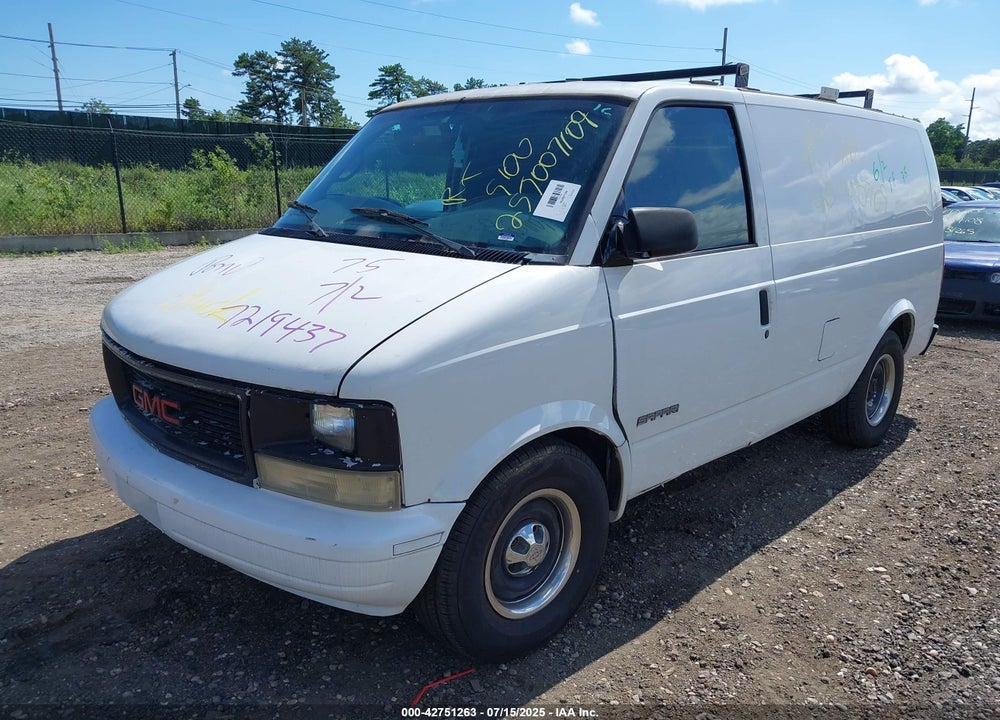 2000 GMC SAFARI STANDARD VIN: 1GTDM19WXYB501934