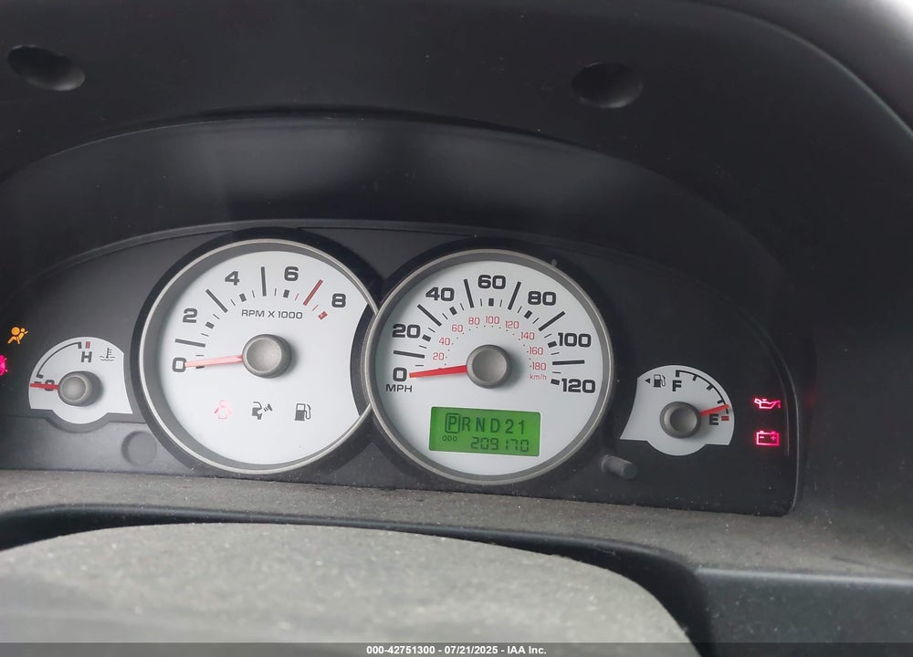 2007 FORD ESCAPE VIN: 1FMYU93197KB19417