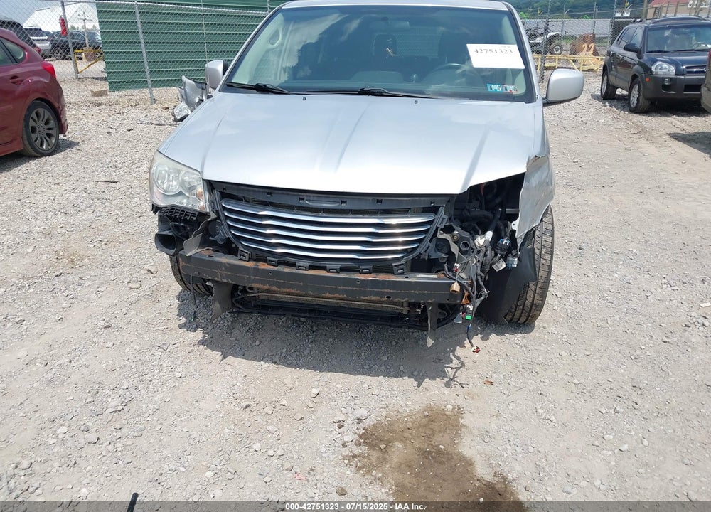 2011 CHRYSLER TOWN & COUNTRY TOURING VIN: 2A4RR5DG0BR714263