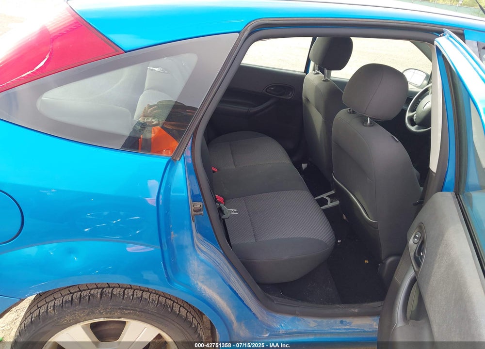 2007 FORD FOCUS S/SE/SES VIN: 1FAHP37N57W225464