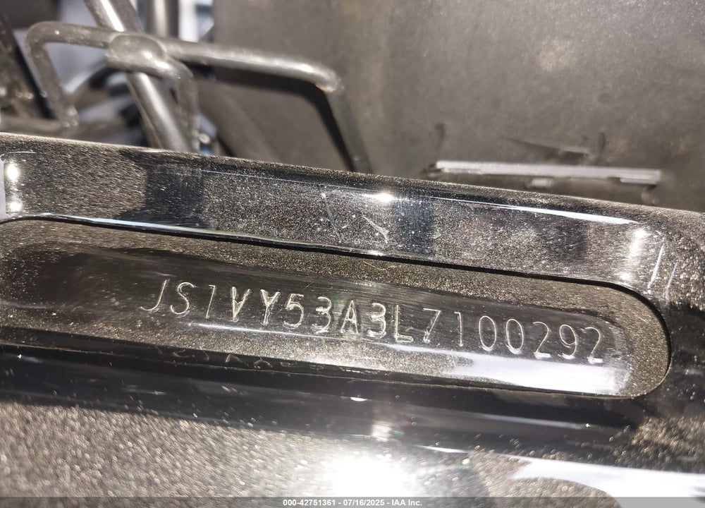 2020 SUZUKI VZR1800 VIN: JS1VY53A3L7100292