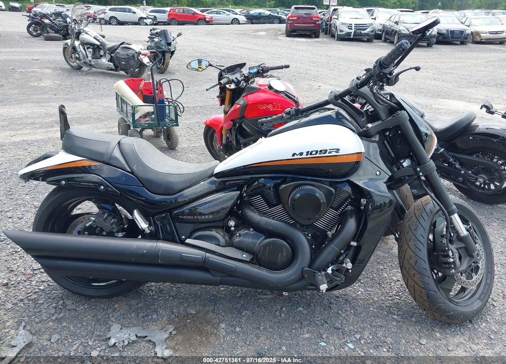 2020 SUZUKI VZR1800 VIN: JS1VY53A3L7100292