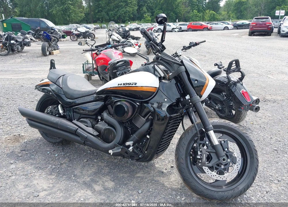 2020 SUZUKI VZR1800 VIN: JS1VY53A3L7100292