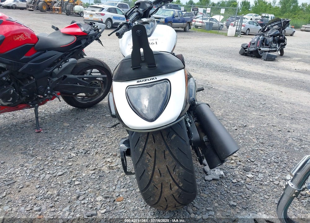 2020 SUZUKI VZR1800 VIN: JS1VY53A3L7100292