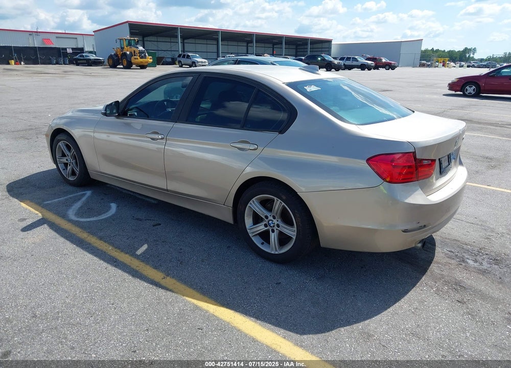 2014 BMW 3 SERIES VIN: WBA3B1C54EK134216