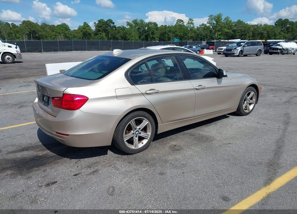2014 BMW 3 SERIES VIN: WBA3B1C54EK134216
