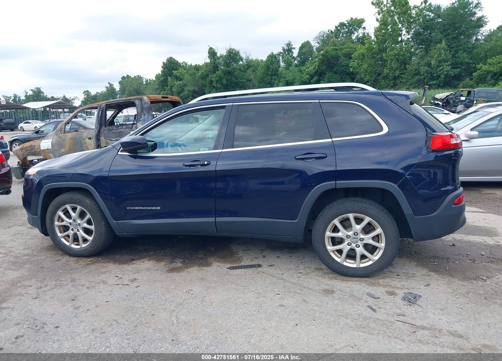 2015 JEEP CHEROKEE VIN: 1C4PJLCS3FW507684