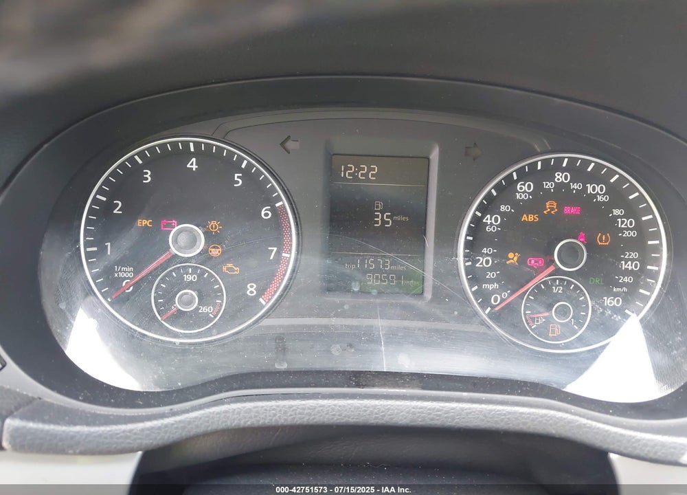 2015 VOLKSWAGEN PASSAT VIN: 1VWAT7A36FC120001