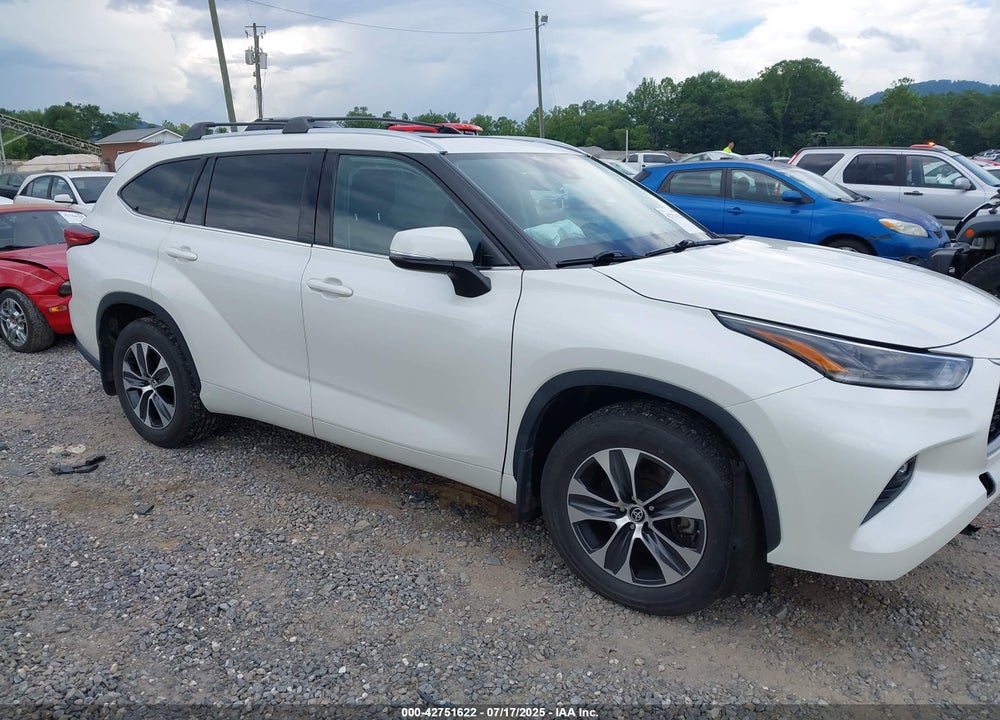 2021 TOYOTA HIGHLANDER VIN: 5TDHZRBH9MS551417