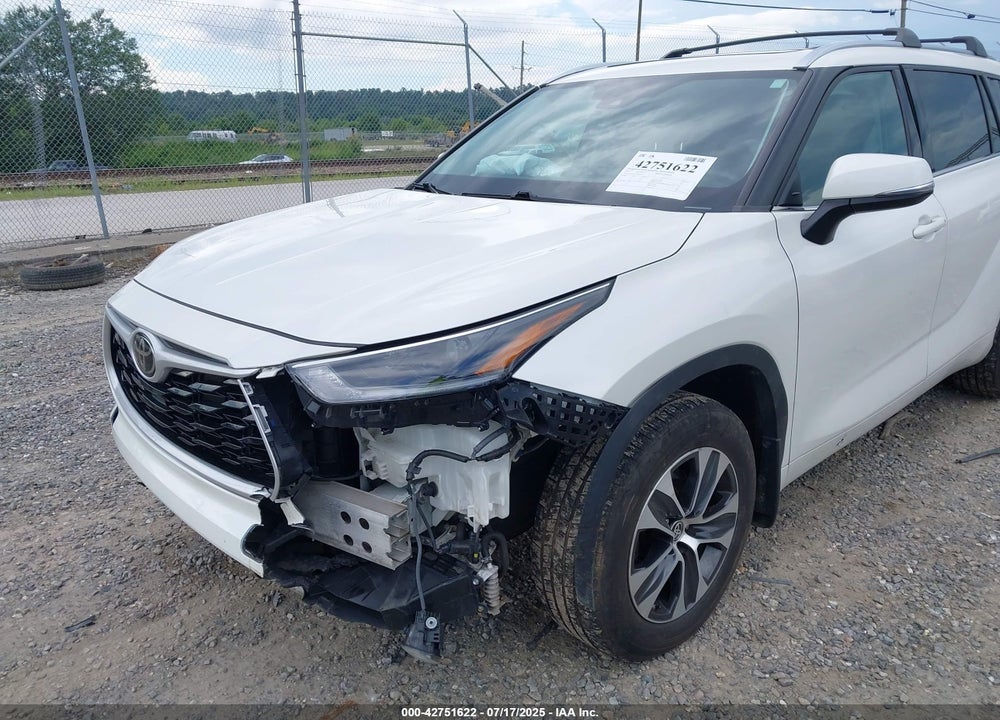 2021 TOYOTA HIGHLANDER VIN: 5TDHZRBH9MS551417
