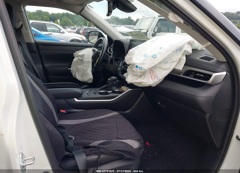 2021 TOYOTA HIGHLANDER VIN: 5TDHZRBH9MS551417
