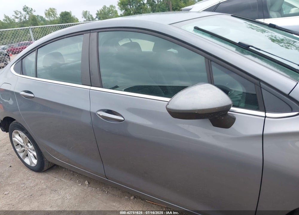 2019 CHEVROLET CRUZE VIN: 1G1BE5SM5K7133248