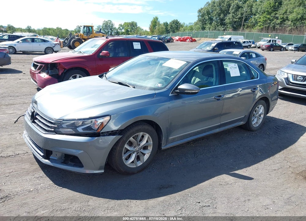 2017 VOLKSWAGEN PASSAT VIN: 1VWAT7A37HC064654