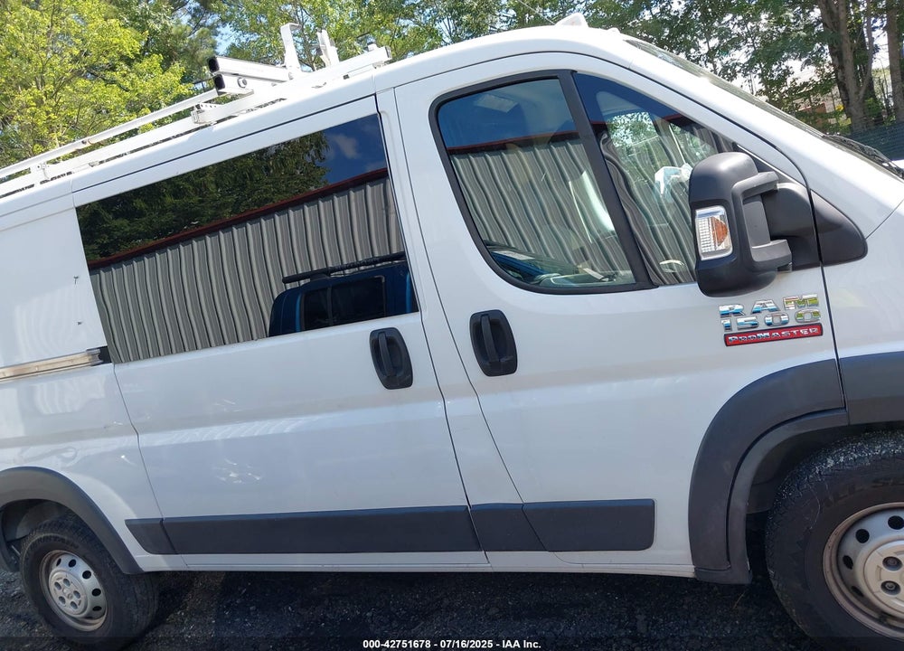 2015 RAM PROMASTER 1500 VIN: 3C6TRVAG1FE520713