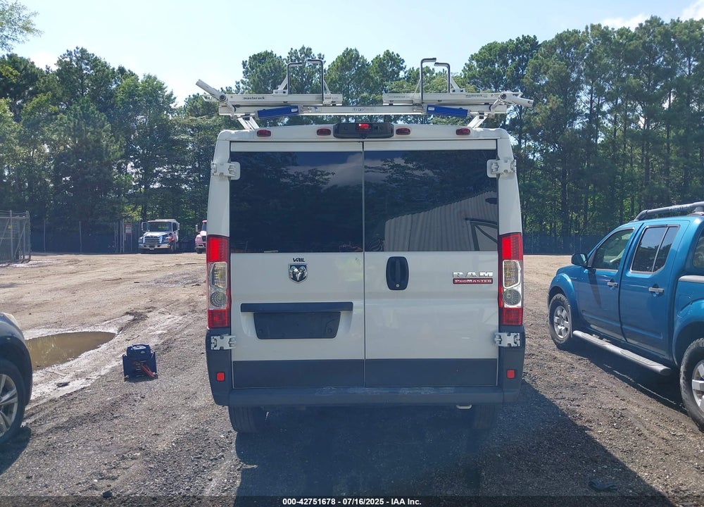 2015 RAM PROMASTER 1500 VIN: 3C6TRVAG1FE520713