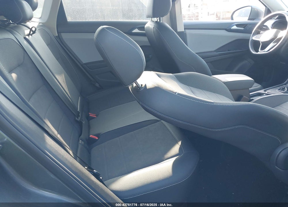 2024 VOLKSWAGEN TAOS VIN: 3VVEX7B2XRM124779