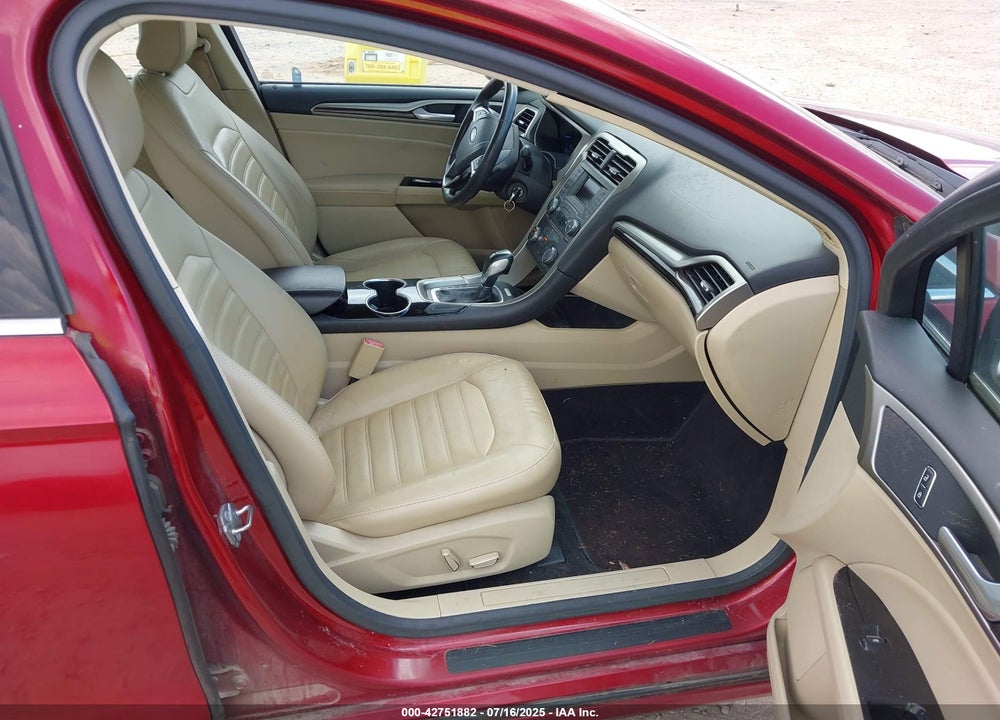 2015 FORD FUSION SE VIN: 1FA6P0HD0F5125143