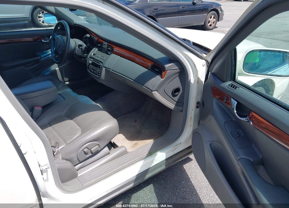 2005 CADILLAC DEVILLE LIVERY VIN: 1G6KD54Y95U109800