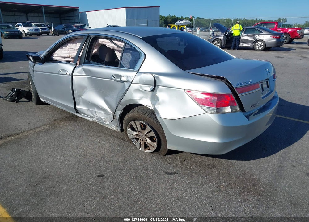 2011 HONDA ACCORD VIN: 1HGCP2F40BA059269
