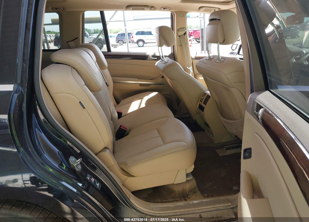 2011 MERCEDES-BENZ GL-CLASS VIN: 4JGBF7BE6BA684957