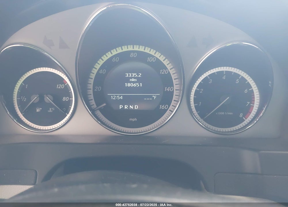 2011 MERCEDES-BENZ C CLASS VIN: WDDGF8BB0BR144632
