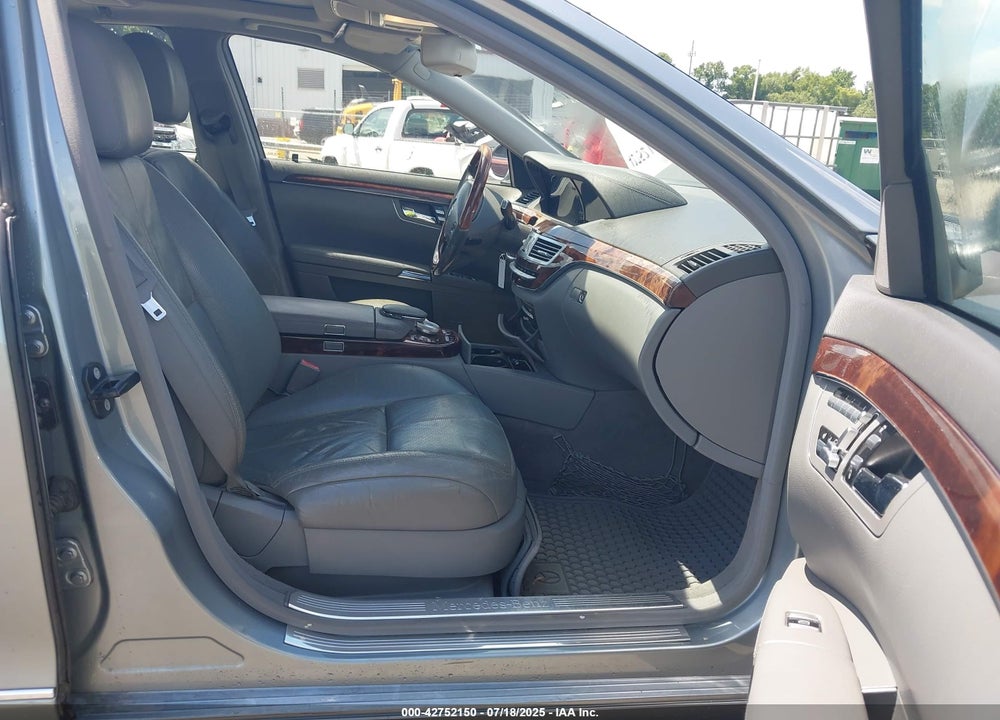 2007 MERCEDES-BENZ S CLASS VIN: WDDNG71X47A113692
