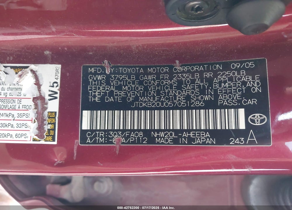 2005 TOYOTA PRIUS VIN: JTDKB20U057051286