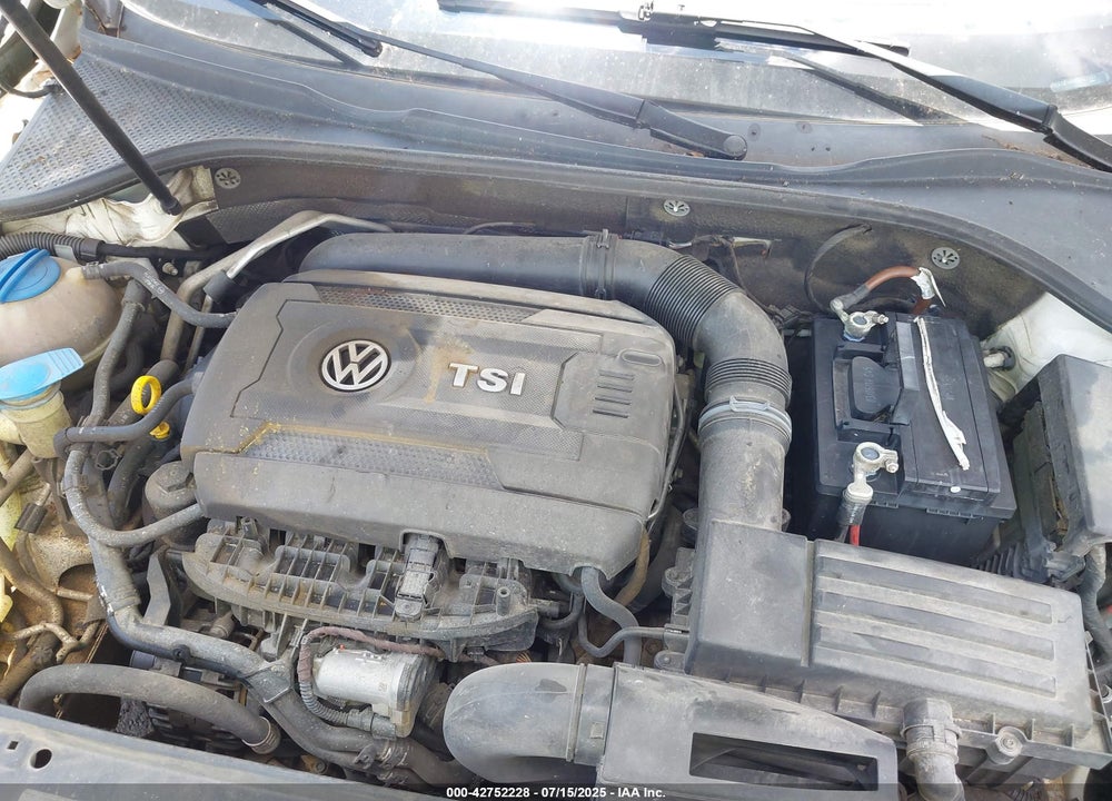2014 VOLKSWAGEN PASSAT VIN: 1VWAT7A34EC101221