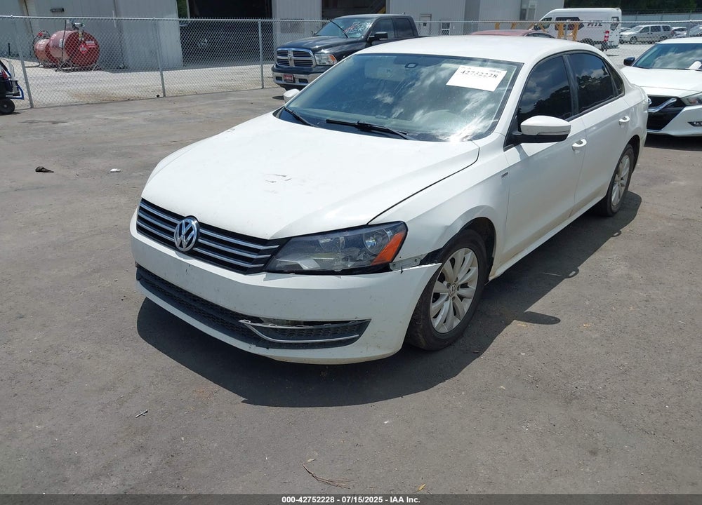 2014 VOLKSWAGEN PASSAT VIN: 1VWAT7A34EC101221