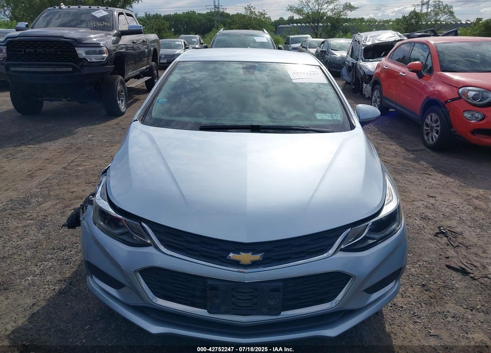 2018 CHEVROLET CRUZE VIN: 1G1BE5SM7J7207476