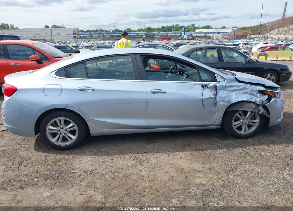 2018 CHEVROLET CRUZE VIN: 1G1BE5SM7J7207476
