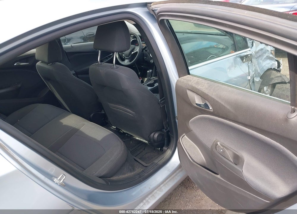 2018 CHEVROLET CRUZE VIN: 1G1BE5SM7J7207476